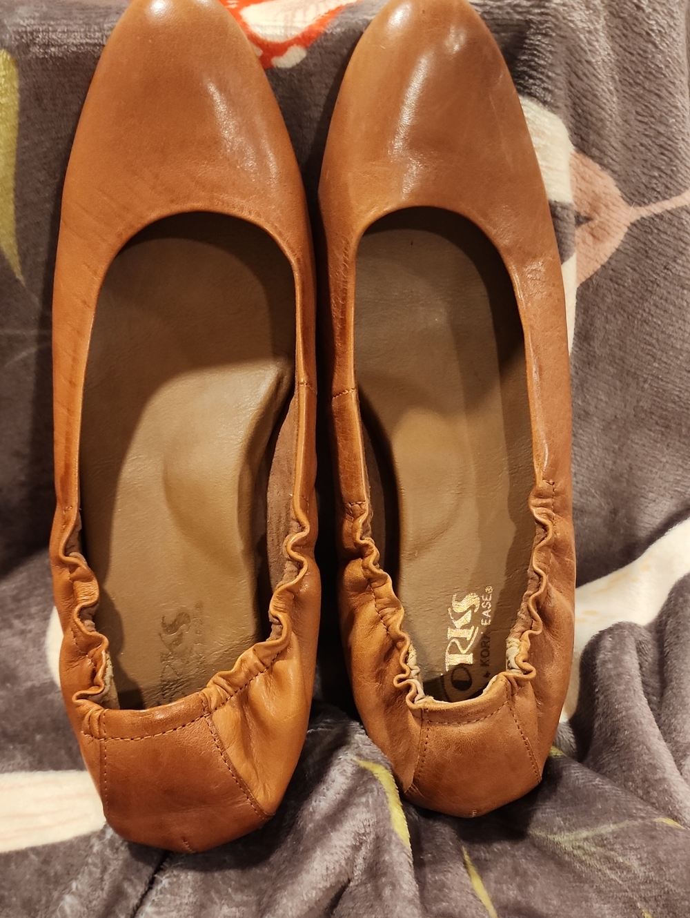 Leather Ballet Flats in Tan - Comfortable Women's Slip-On Shoes KORKS by KORkeas